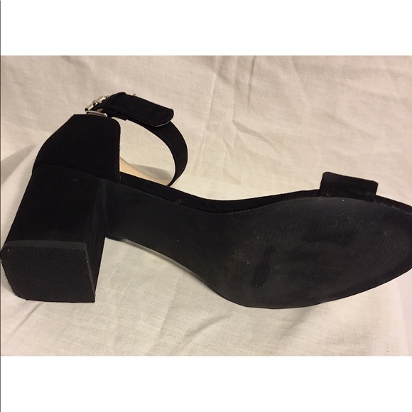 Black Ankle Strap Heel Sandal (WIDE WIDTH) - Picture 4 of 4